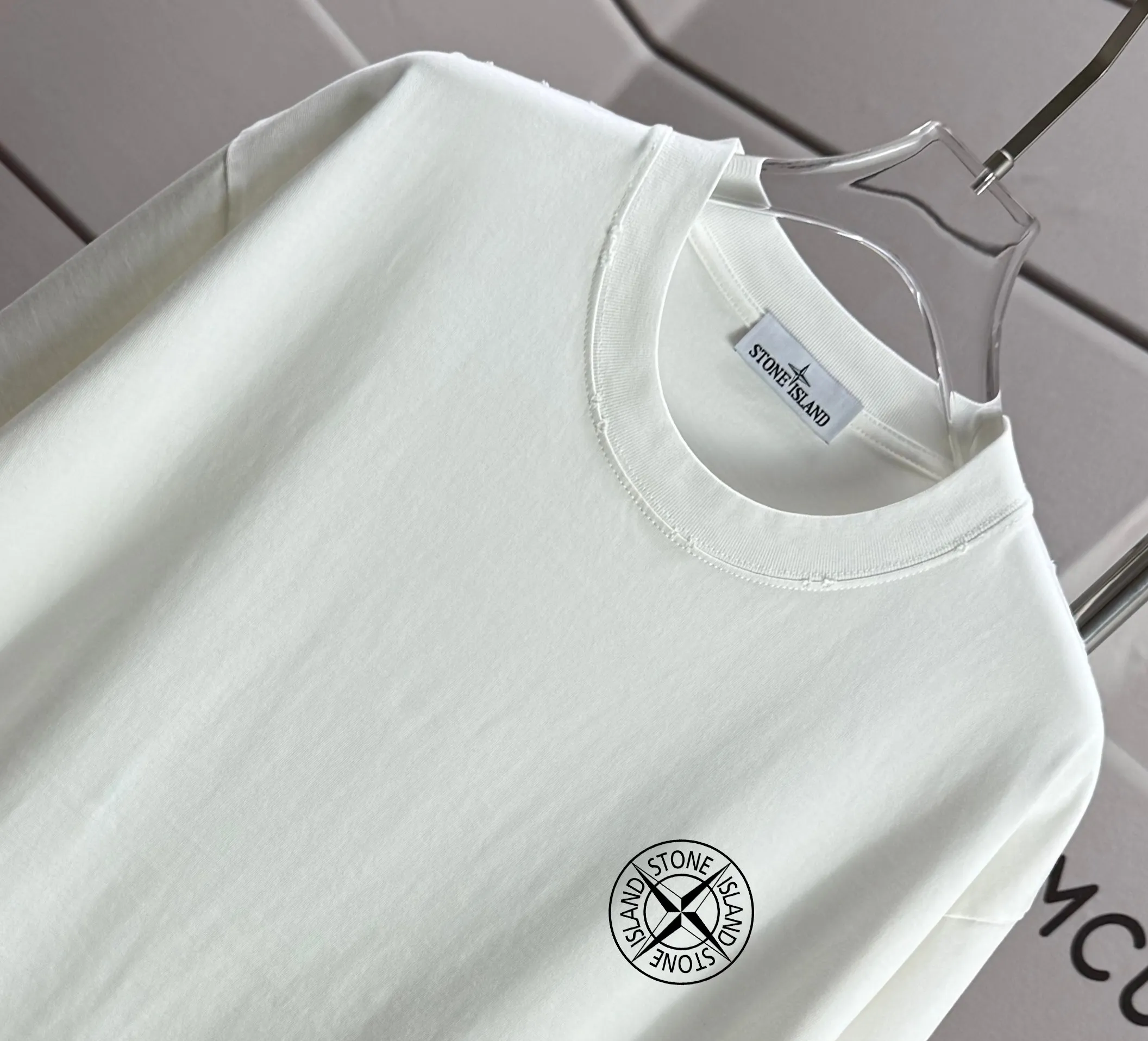 P160 Ston* islan* 石*岛 2025 autumn and winter new style Washed and worn 320g round neck short-sleeved tee Unisex loose version Color: Washed black Washed white Washed gray Brown Size: S M L XL XXL Size: S (90-130 pounds) M (120-150 pounds) L (140-165 pounds) (160-180 catties) XXL (180-210 catties)